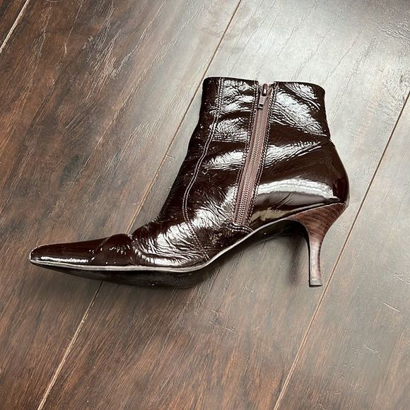 Bos. & Co. | Burgundy leather ankle boot heels - Picture 2 of 10